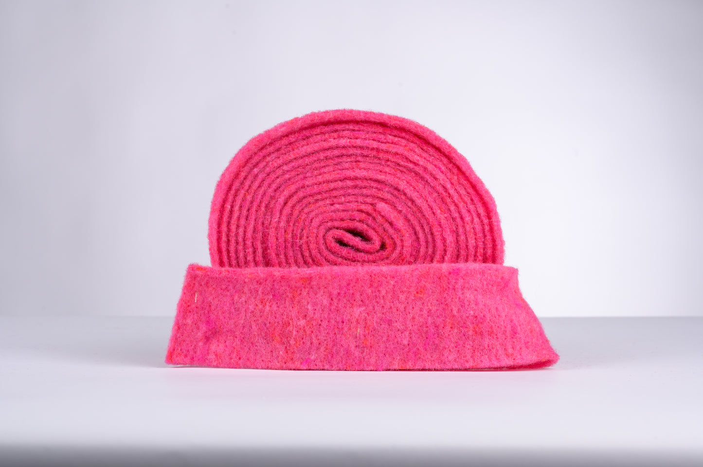 decorative 100% wool felt strip - strawberry