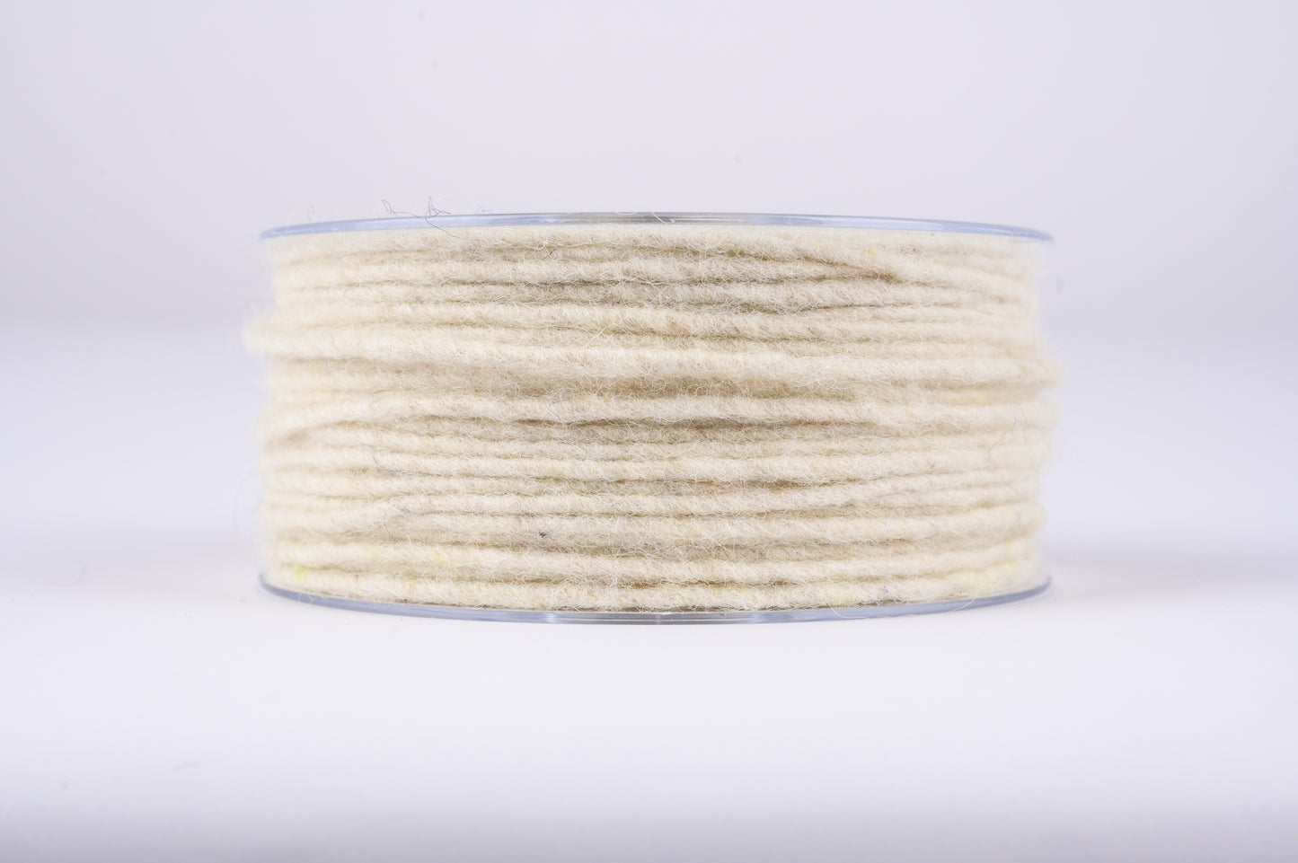 10 meters felt string - color white