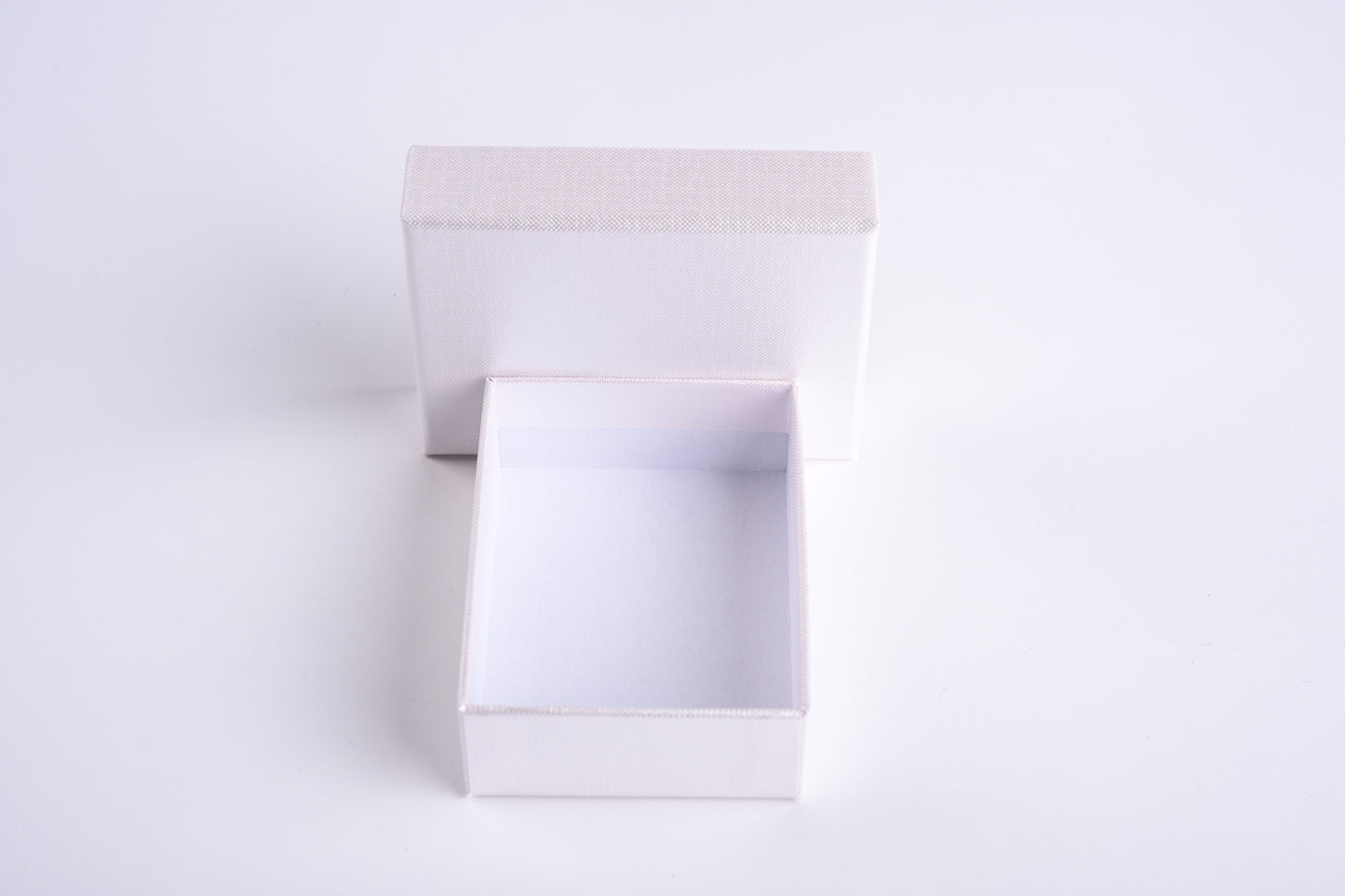 Event packaging - Wedding Favor Box - color Silky White